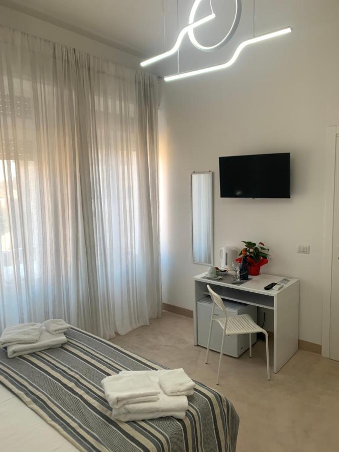 לינה וארוחת בוקר טרופאה La Piazza Beb מראה חיצוני תמונה